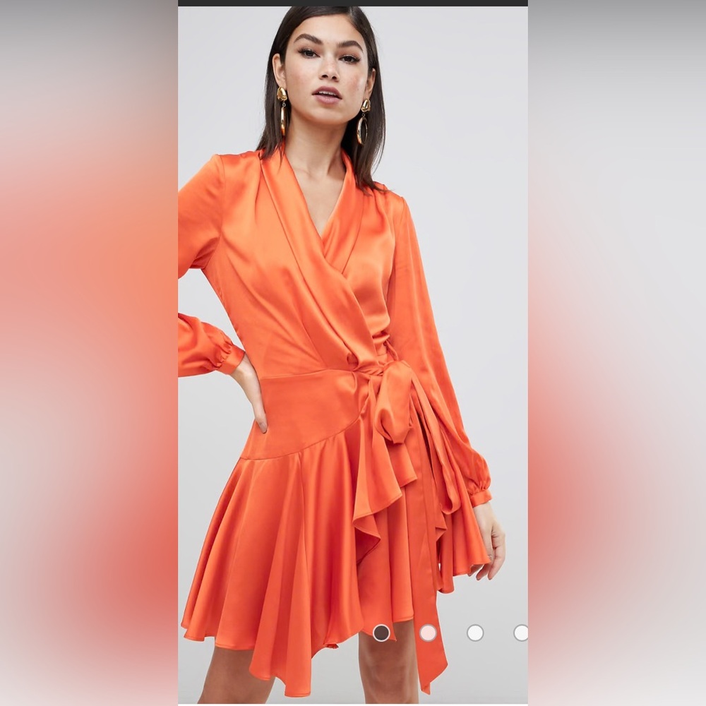 🧡Forever Unique🧡 satin wrap dress🧡size8
